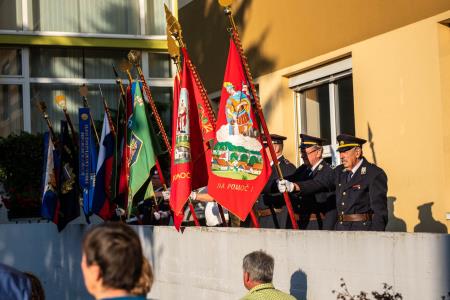 OBČINSKO PRIZNANJE ZA DVA DIRIGENTA, HIŠNIKA, MEDICINSKO SESTRO, ZGODOVINARJA IN PEVSKI ZBOR 1